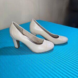 Life Stride Heels